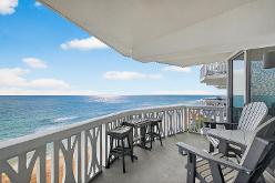 Oceanfront Master Bedroom w/ King