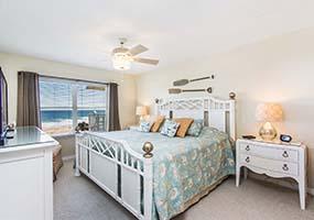 Oceanfront Master Bedroom King